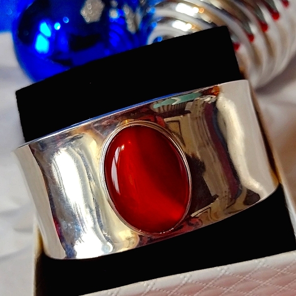 Carnelian and Sterling Silver Jewelry - Carnelian Heavy Sterling Silver Bangle